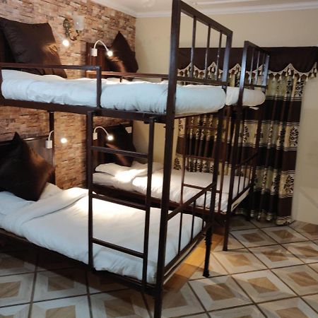Hotel Walisons Resorts Srīnagar Dış mekan fotoğraf