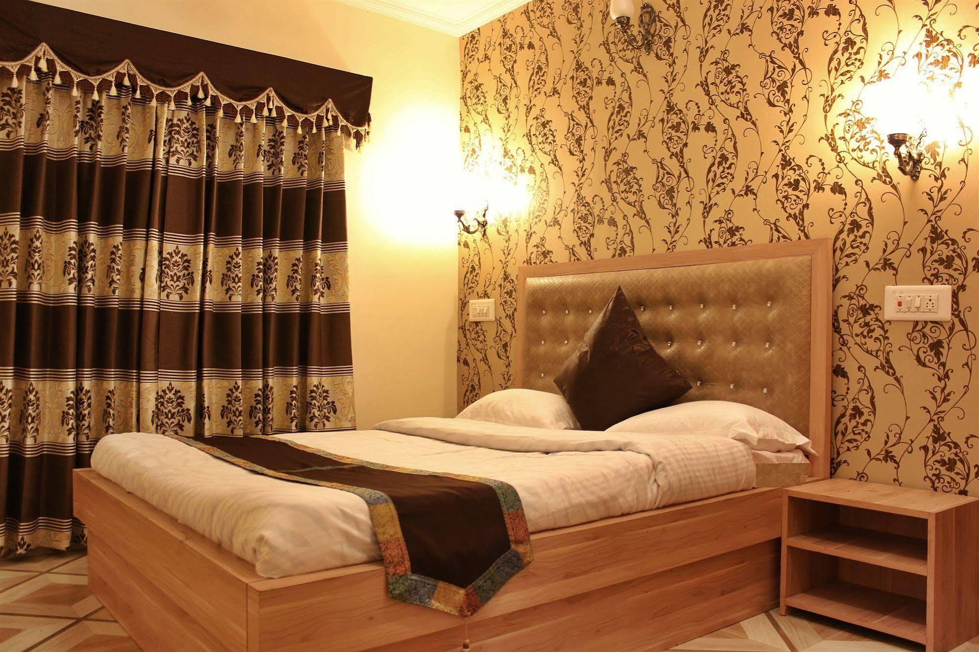 Hotel Walisons Resorts Srīnagar Dış mekan fotoğraf