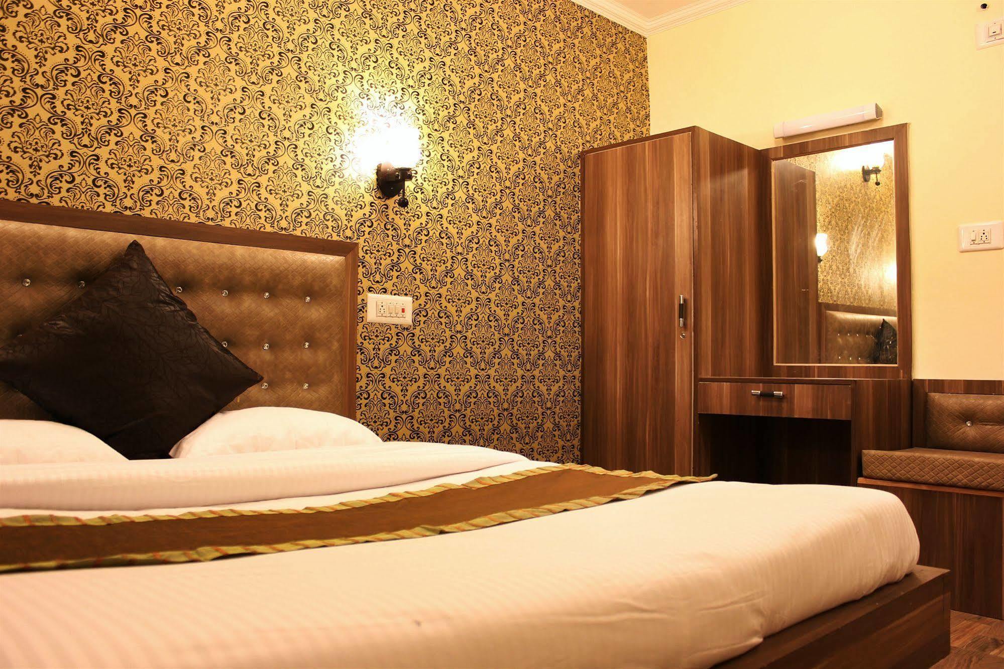 Hotel Walisons Resorts Srīnagar Dış mekan fotoğraf
