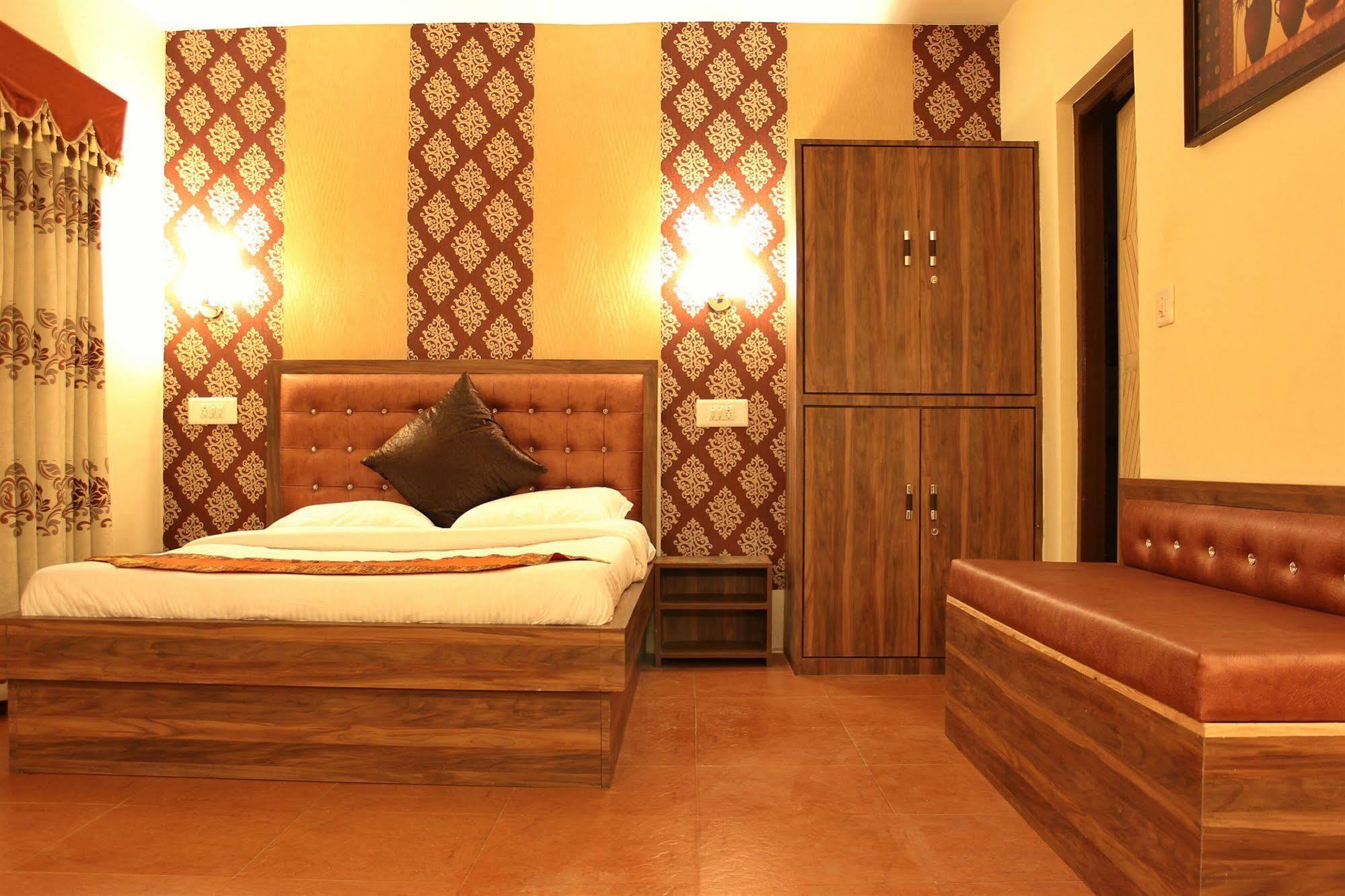 Hotel Walisons Resorts Srīnagar Dış mekan fotoğraf
